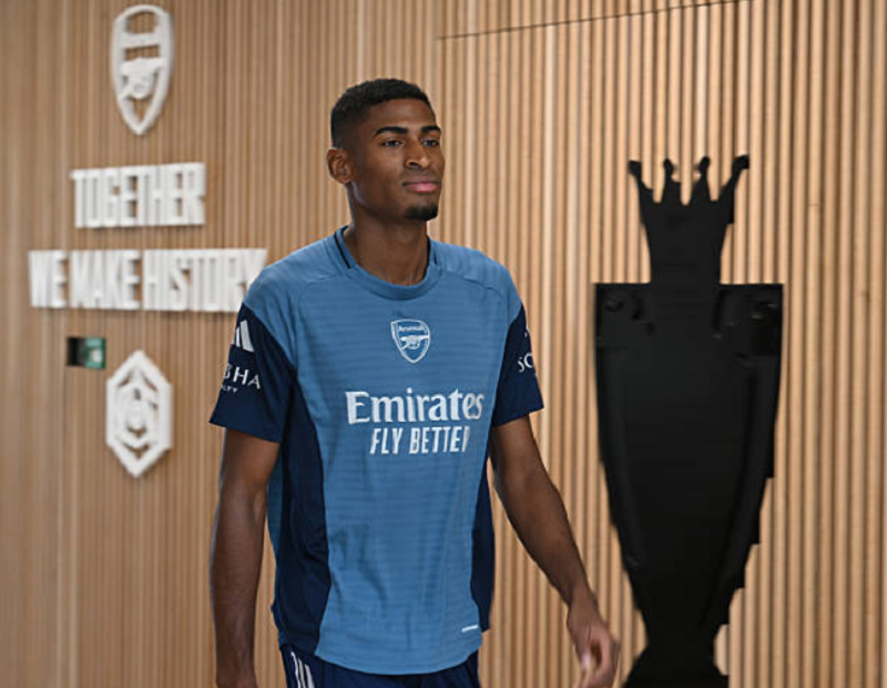 arsenal-tim-thay-ngoc-tho-15-trieu-euro-thay-the