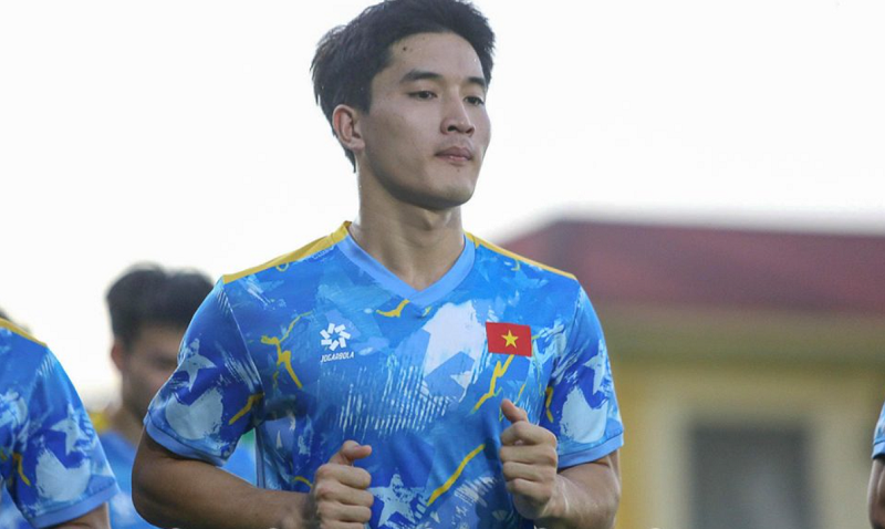 ngoc-my-rung-rung-ke-lai-khoanh-khac-me-khoc-vi-ban-thang