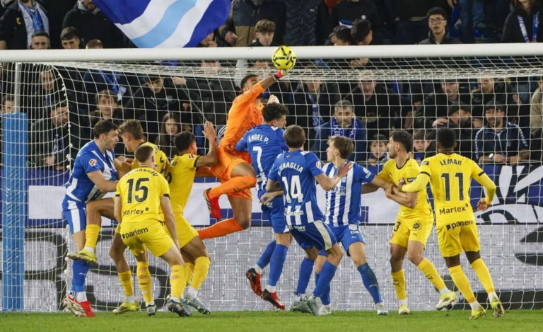 Alavés vs  Girona (03:00 – 24/02) | Xem lại trận đấu
